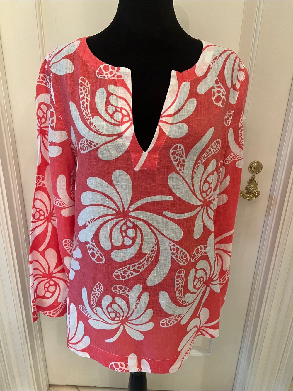 Women’s Coral and White Floral Tunic Top